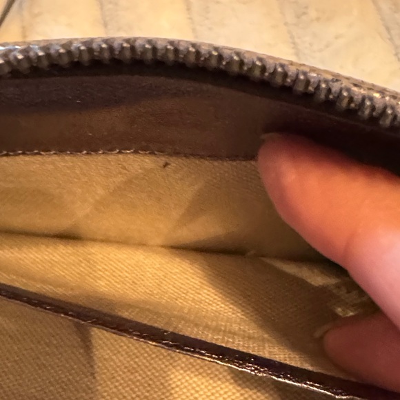 Jimmy Choo Star-Studded Metallic Wallet - Picture 7 of 12